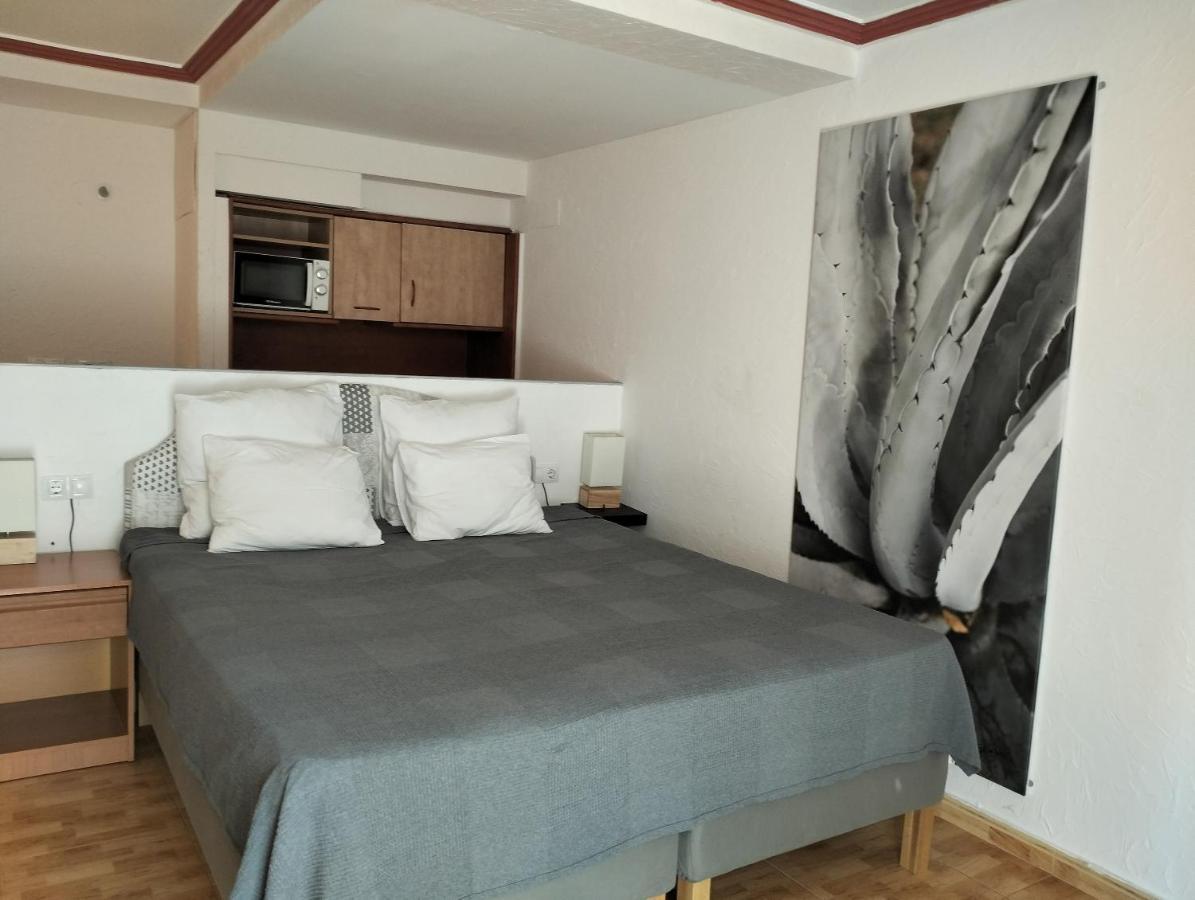 Unique Apartahotel 2-1 Torrevieja Eksteriør billede